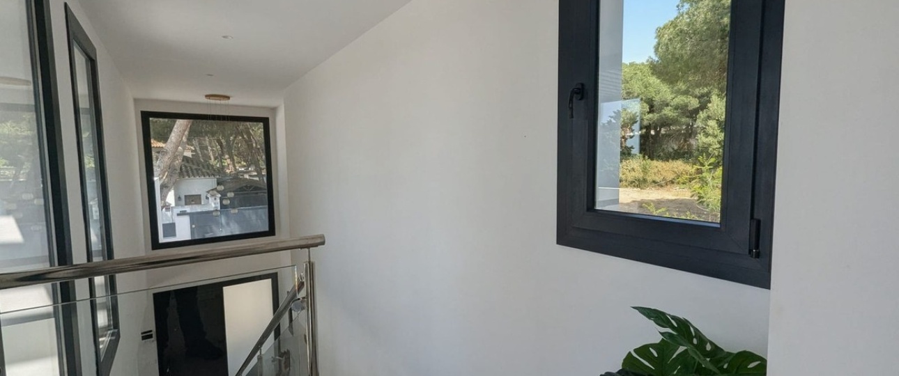 Resale - Villa - Marbella - Cabopino