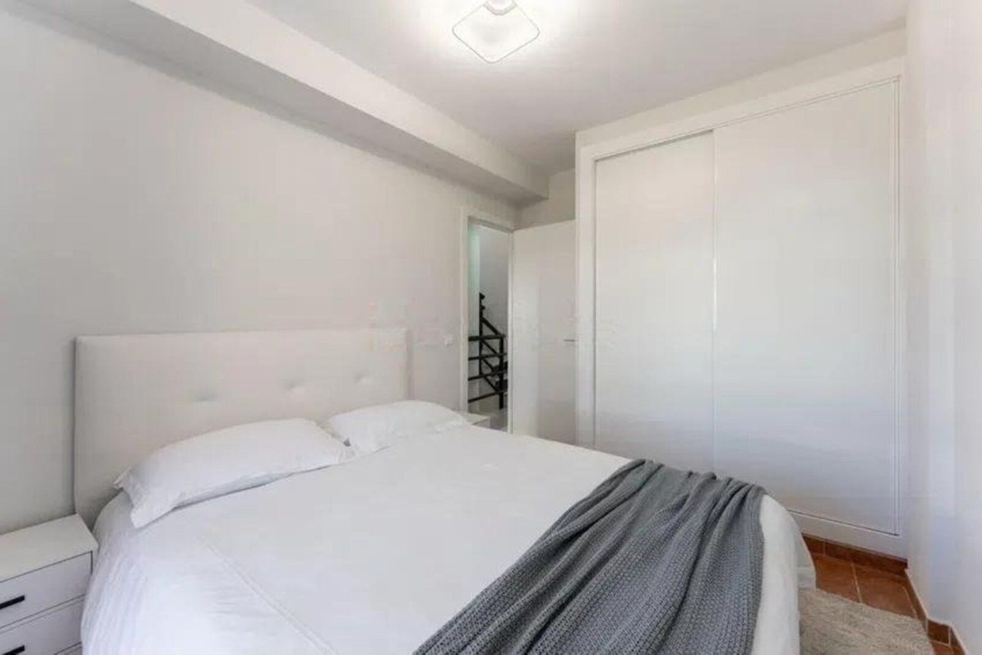 Resale - Villa - Marbella - Cabopino