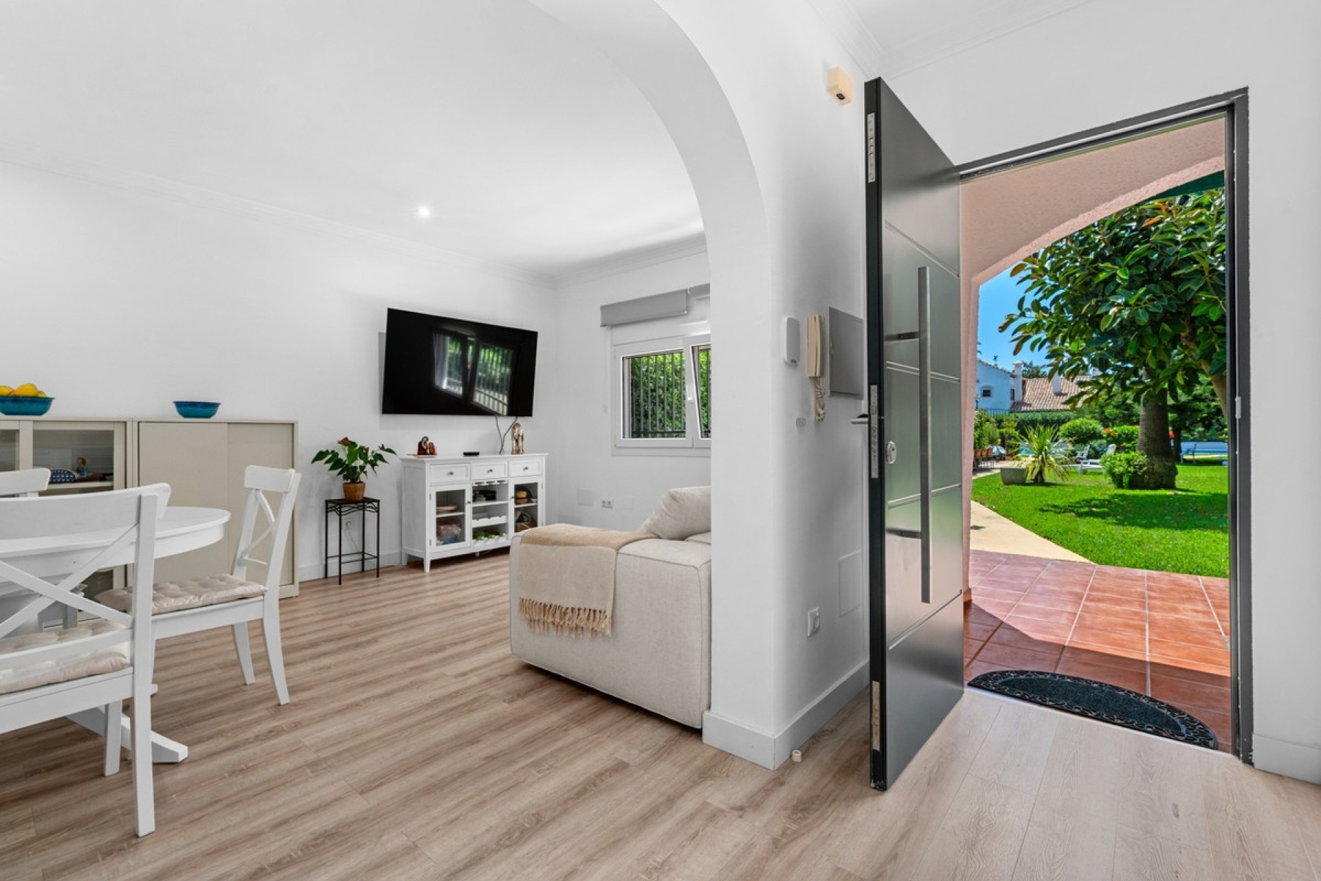 Resale - Villa - Marbella - Cortijo Blanco