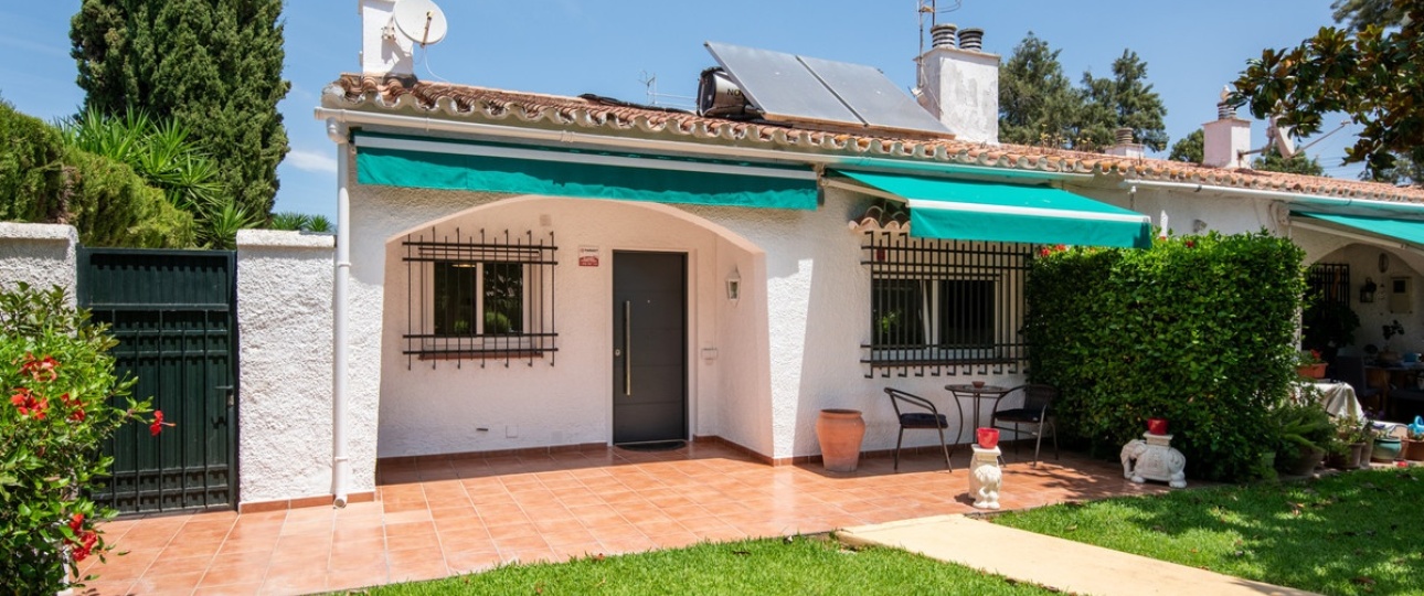Resale - Villa - Marbella - Cortijo Blanco