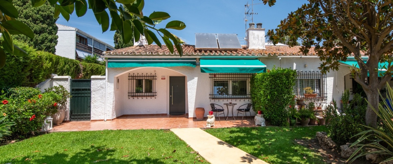 Resale - Villa - Marbella - Cortijo Blanco