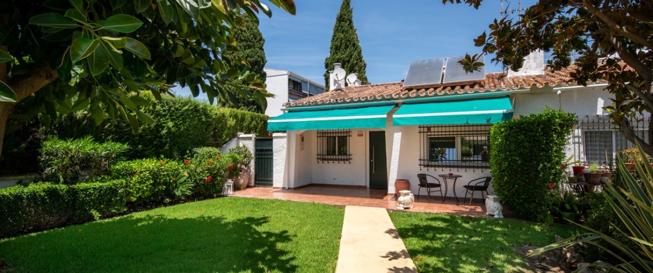 Resale - Villa - Marbella - Cortijo Blanco