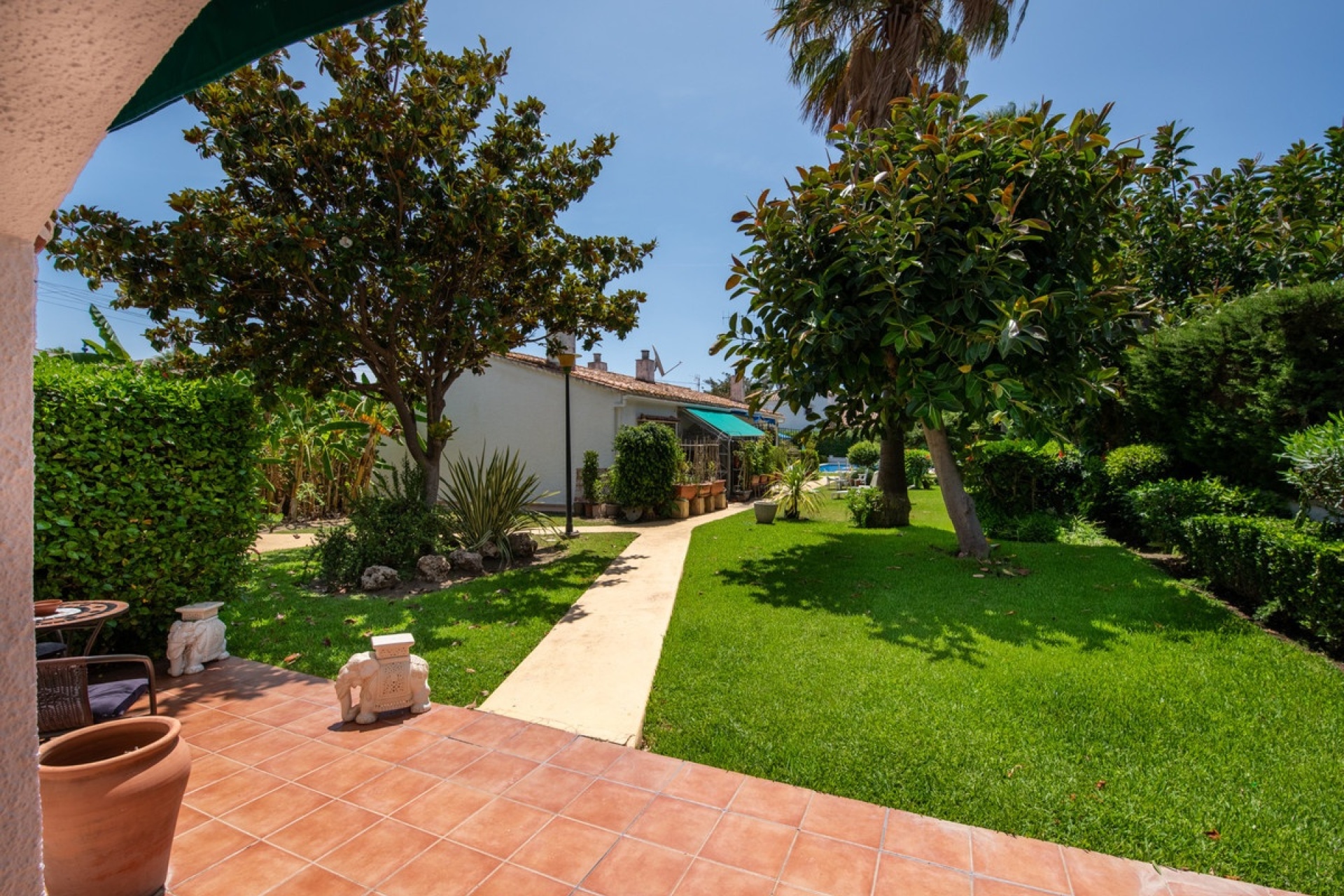 Resale - Villa - Marbella - Cortijo Blanco