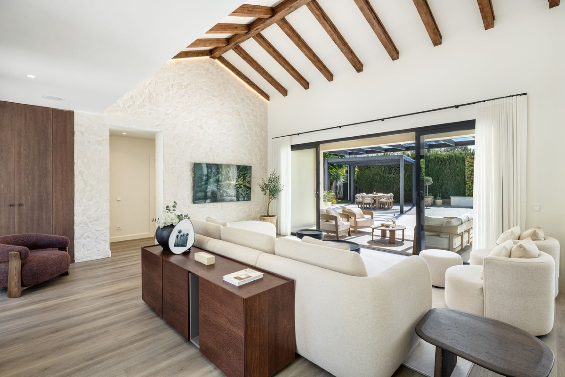Resale - Villa - Marbella - Cortijo Blanco