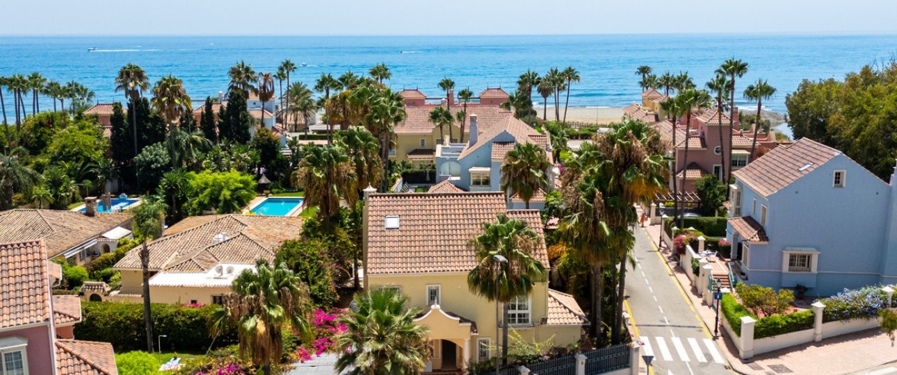 Resale - Villa - Marbella - Cortijo Blanco
