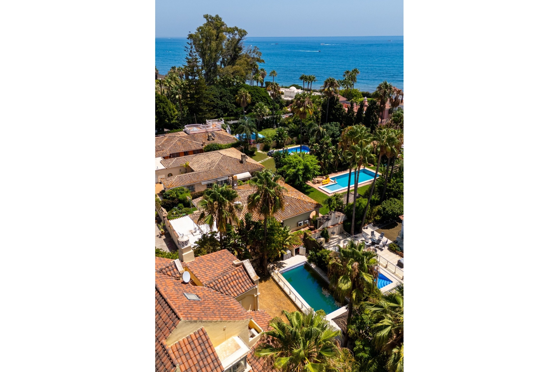 Resale - Villa - Marbella - Cortijo Blanco