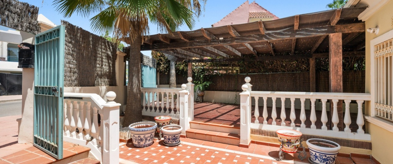Resale - Villa - Marbella - Cortijo Blanco