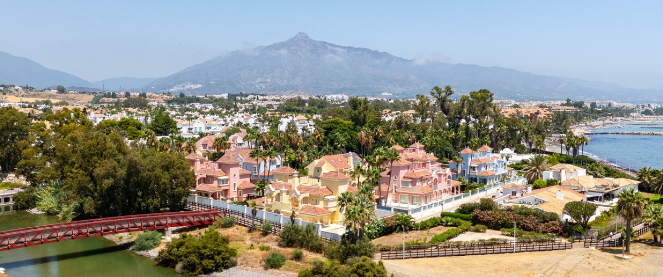 Resale - Villa - Marbella - Cortijo Blanco