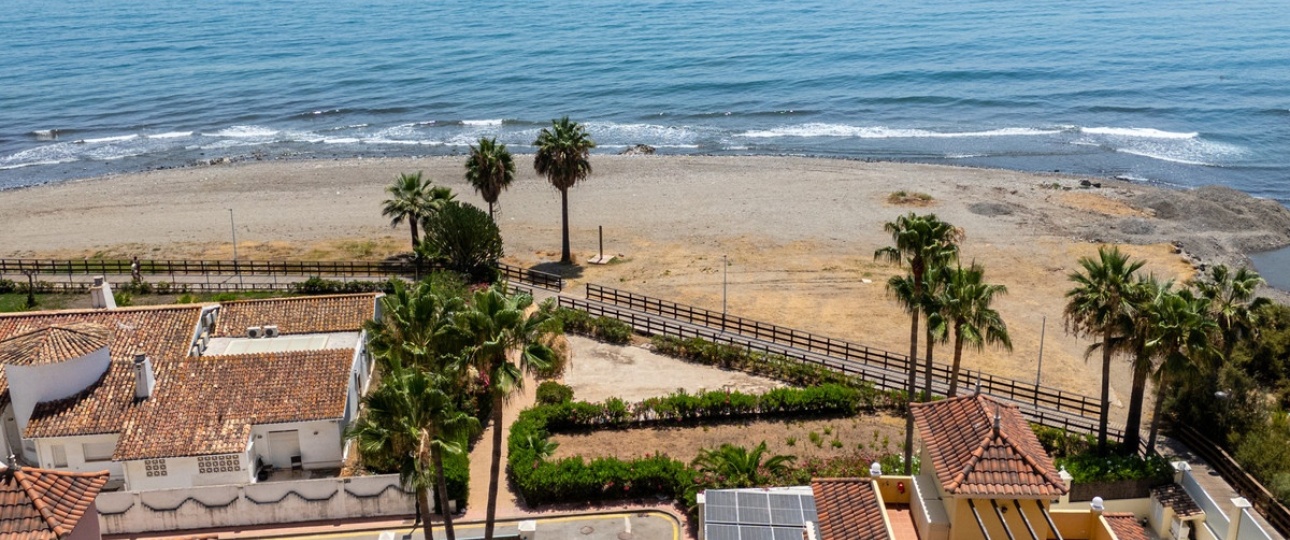 Resale - Villa - Marbella - Cortijo Blanco