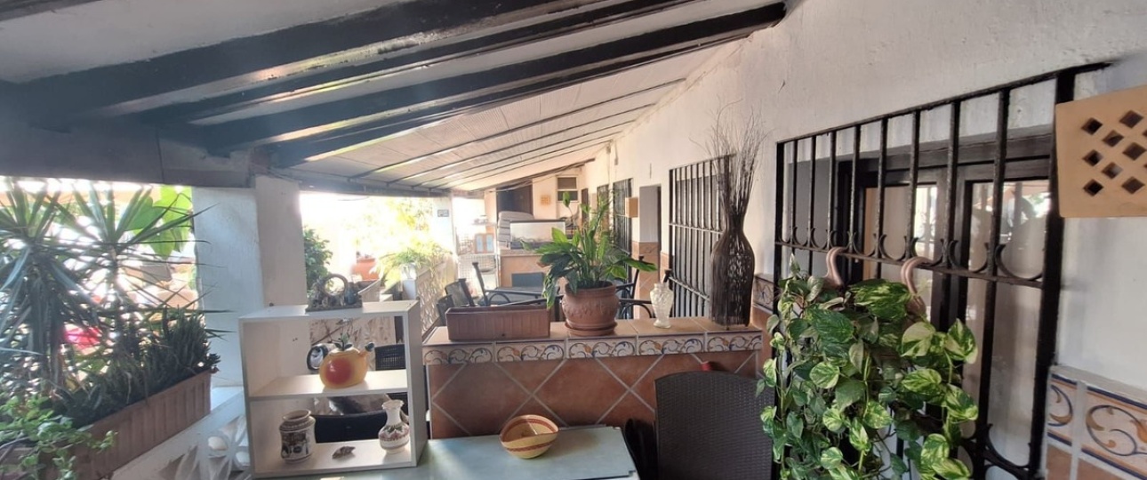 Resale - Villa - Marbella - Costabella