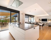 Resale - Villa - Marbella - Costabella