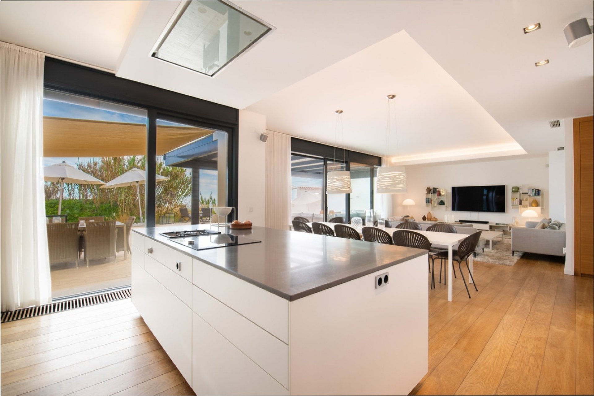 Resale - Villa - Marbella - Costabella