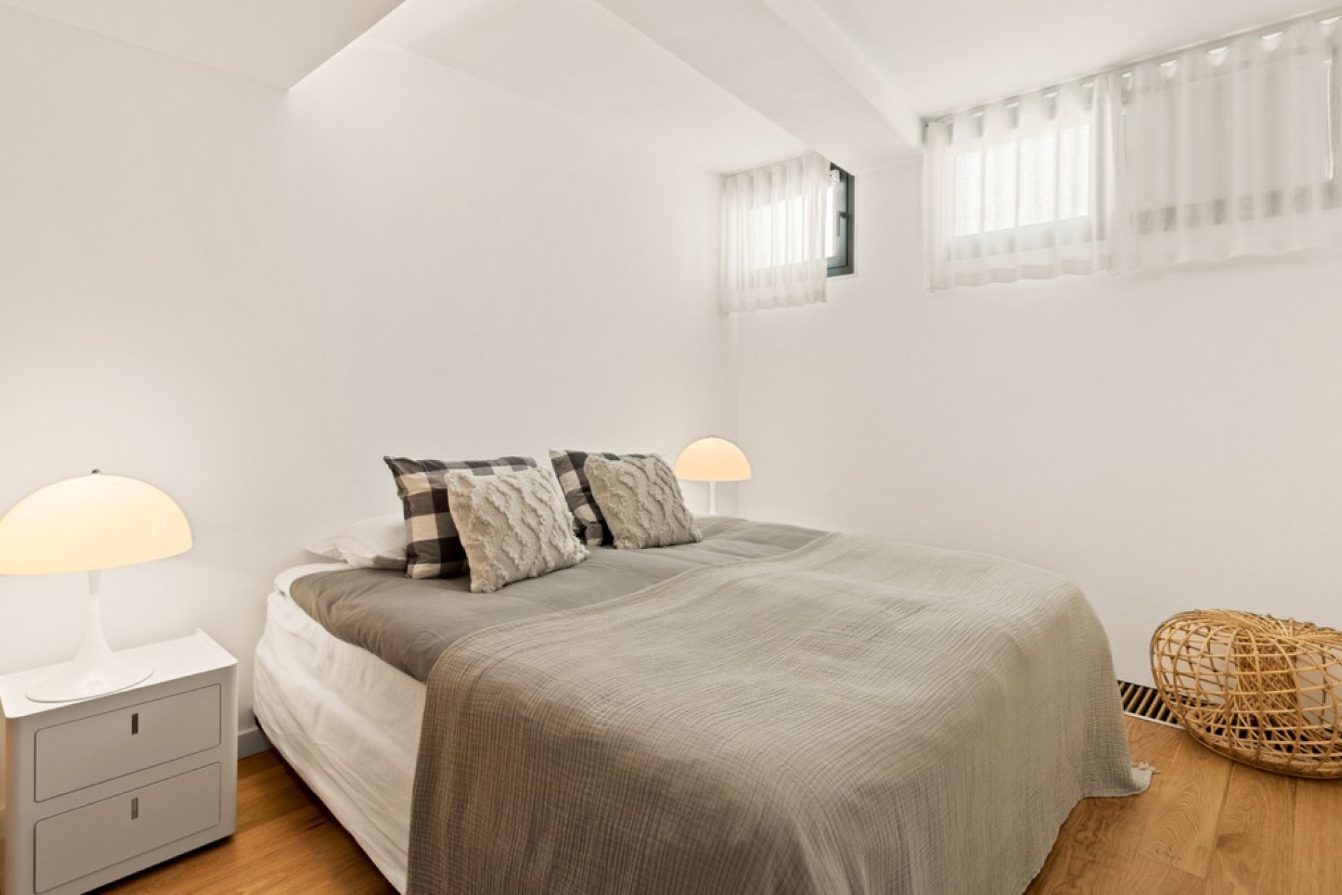 Resale - Villa - Marbella - Costabella