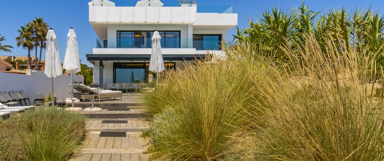 Resale - Villa - Marbella - Costabella