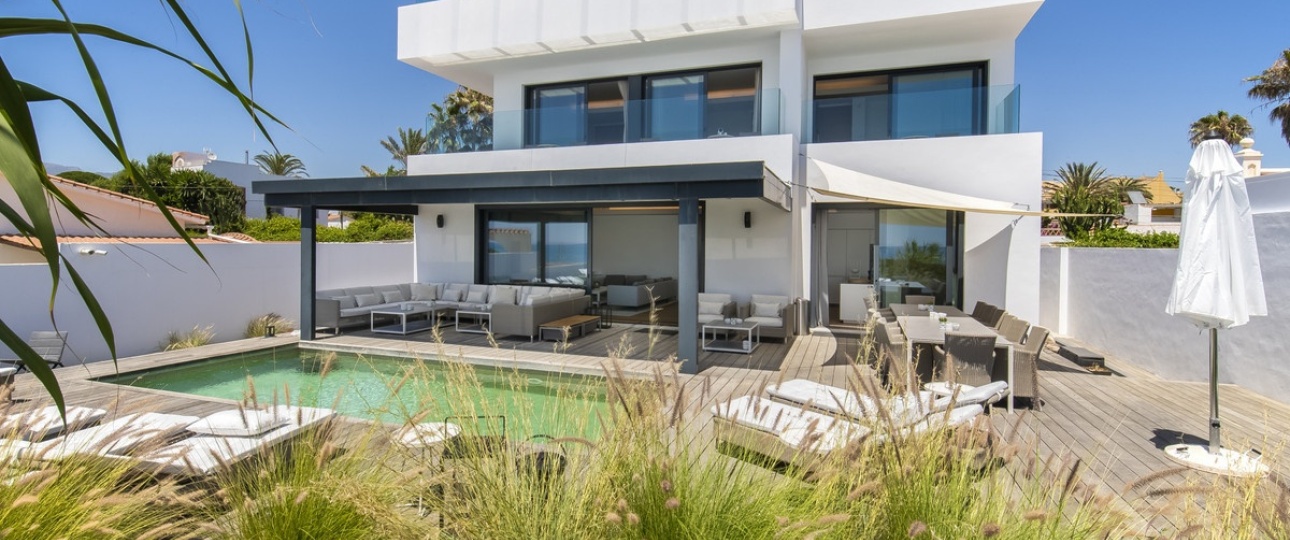 Resale - Villa - Marbella - Costabella