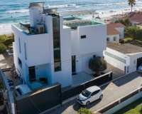 Resale - Villa - Marbella - Costabella