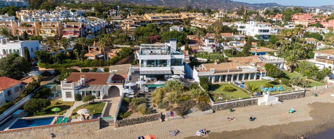 Resale - Villa - Marbella - Costabella