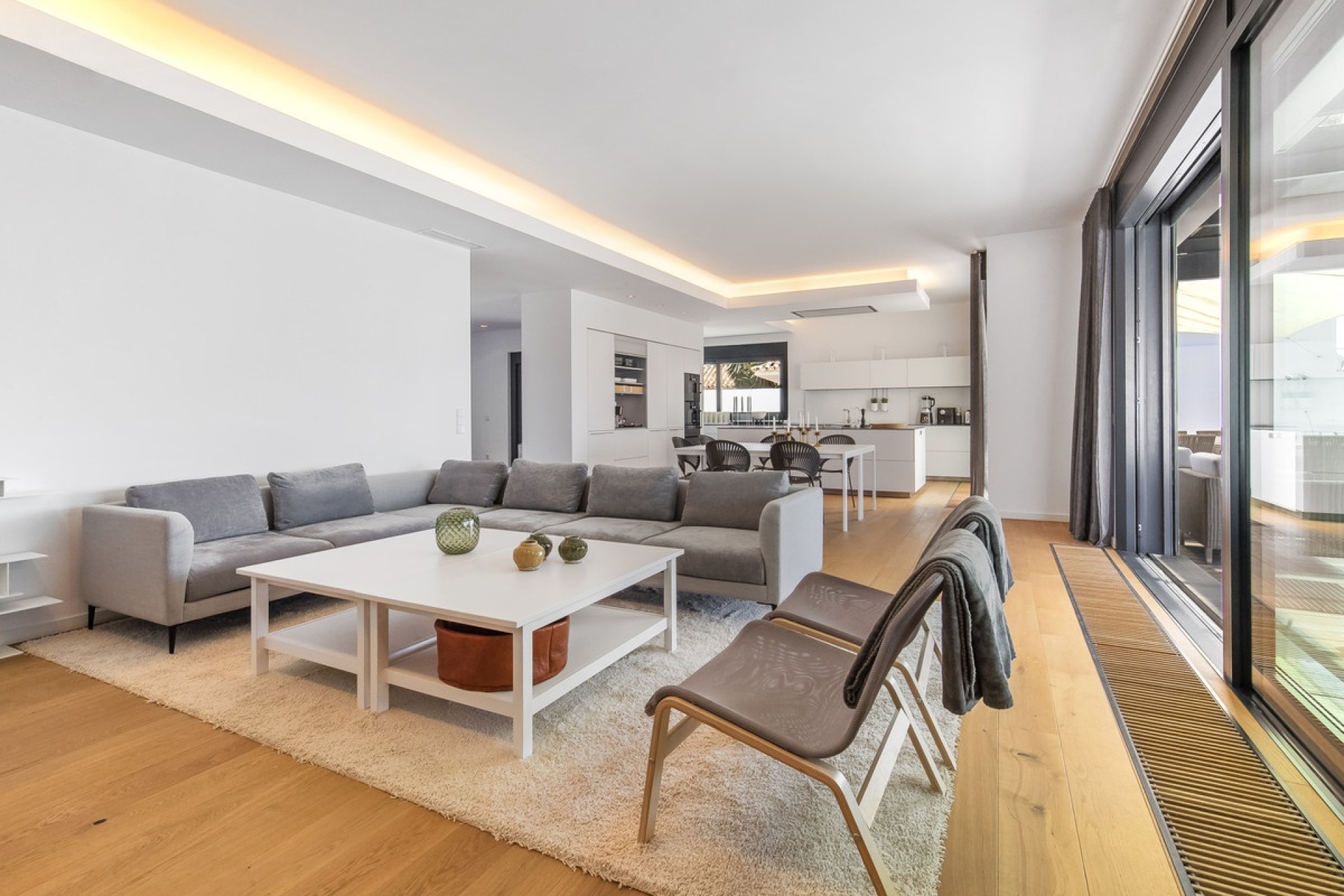 Resale - Villa - Marbella - Costabella