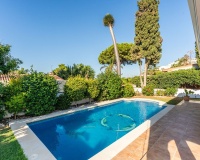Resale - Villa - Marbella - Costabella