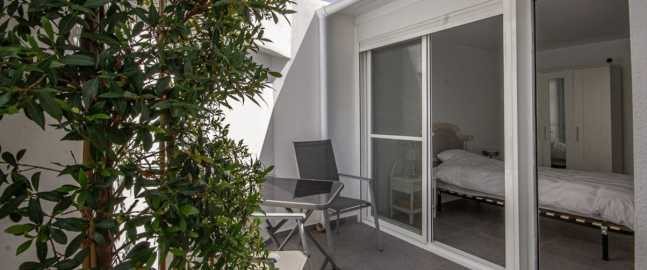 Resale - Villa - Marbella - Costabella