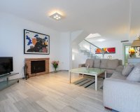 Resale - Villa - Marbella - Costabella
