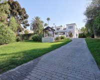 Resale - Villa - Marbella - El Rosario