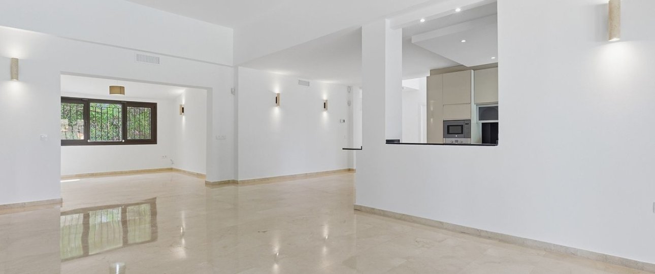 Resale - Villa - Marbella - El Rosario