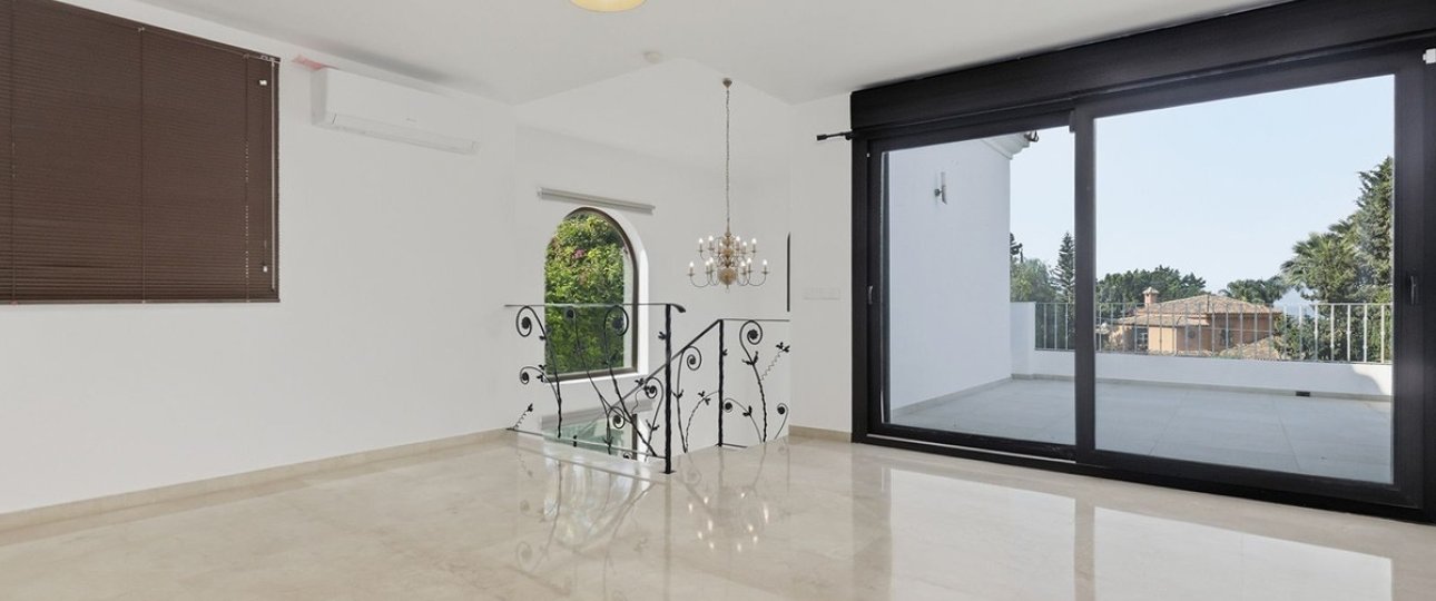 Resale - Villa - Marbella - El Rosario