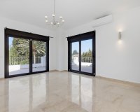 Resale - Villa - Marbella - El Rosario