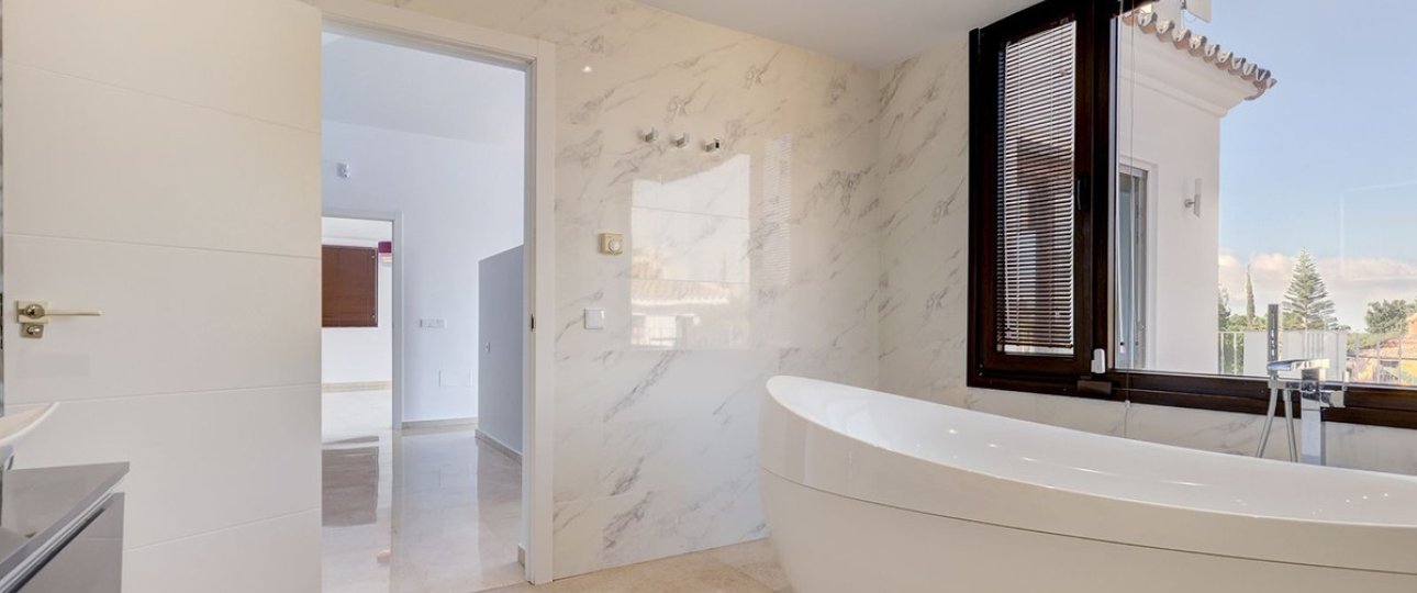 Resale - Villa - Marbella - El Rosario