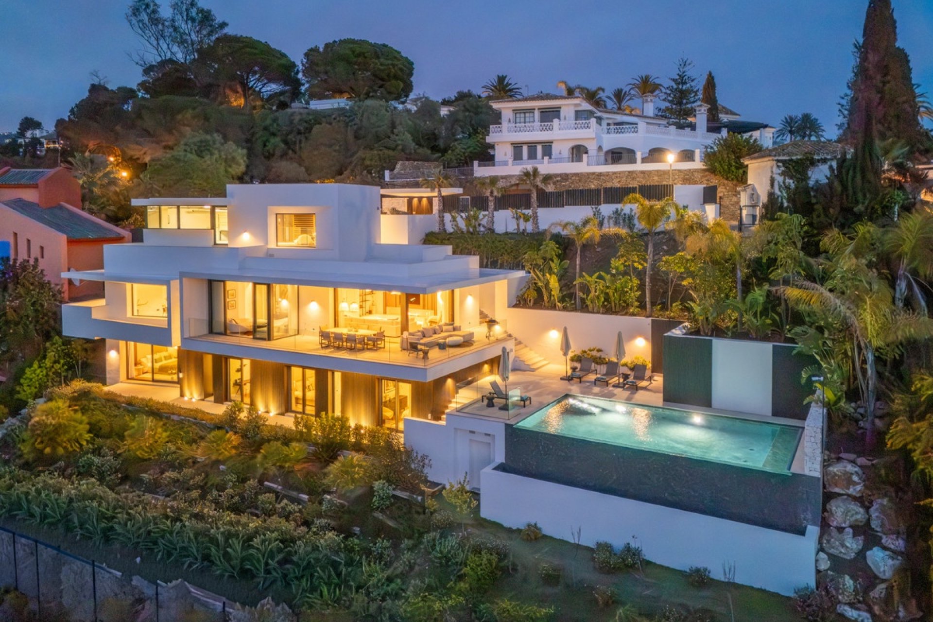 Resale - Villa - Marbella - El Rosario