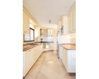 Resale - Villa - Marbella - El Rosario