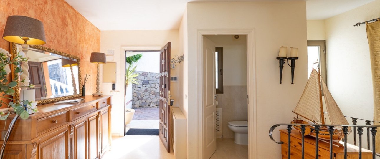 Resale - Villa - Marbella - El Rosario