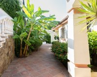 Resale - Villa - Marbella - El Rosario