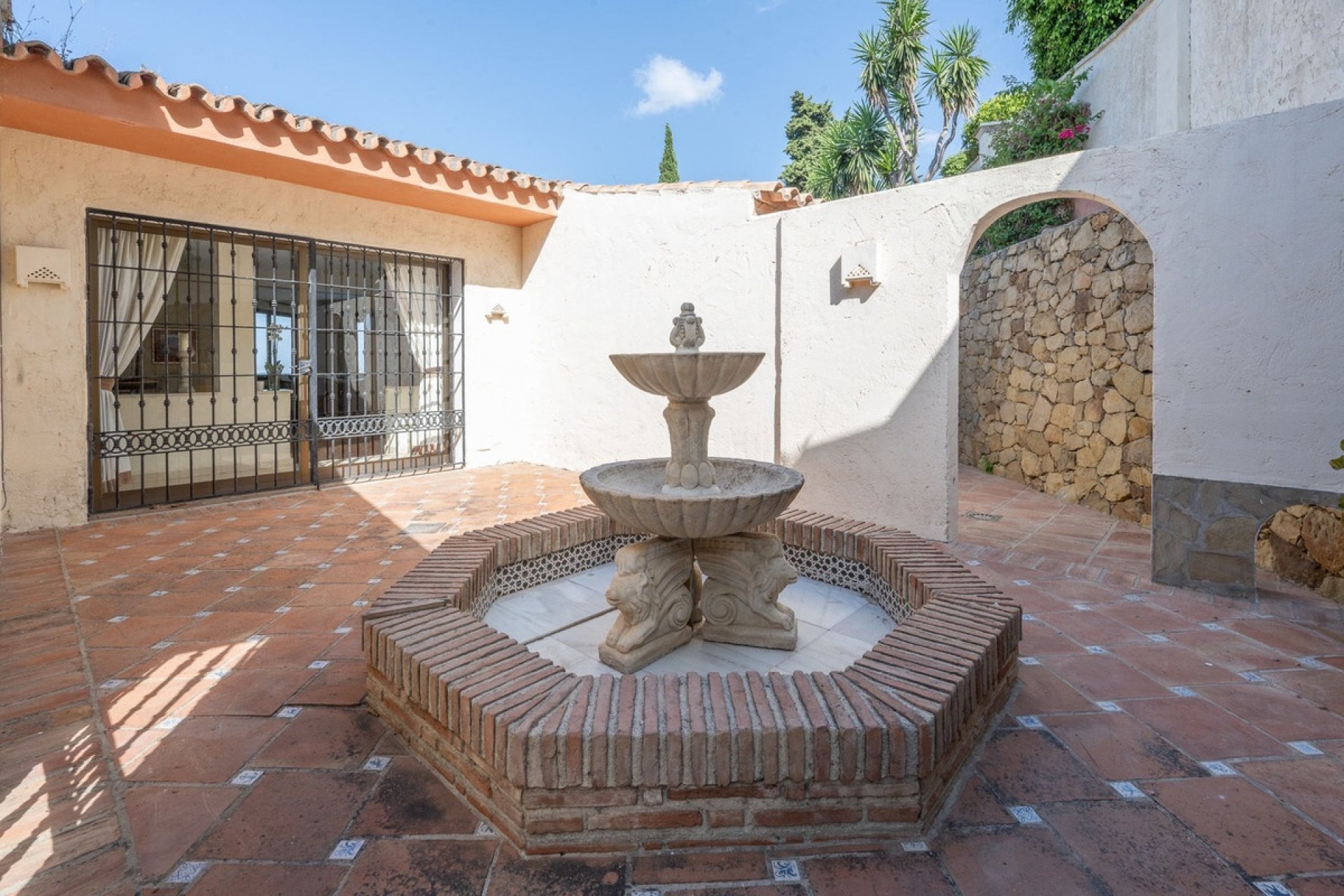 Resale - Villa - Marbella - El Rosario