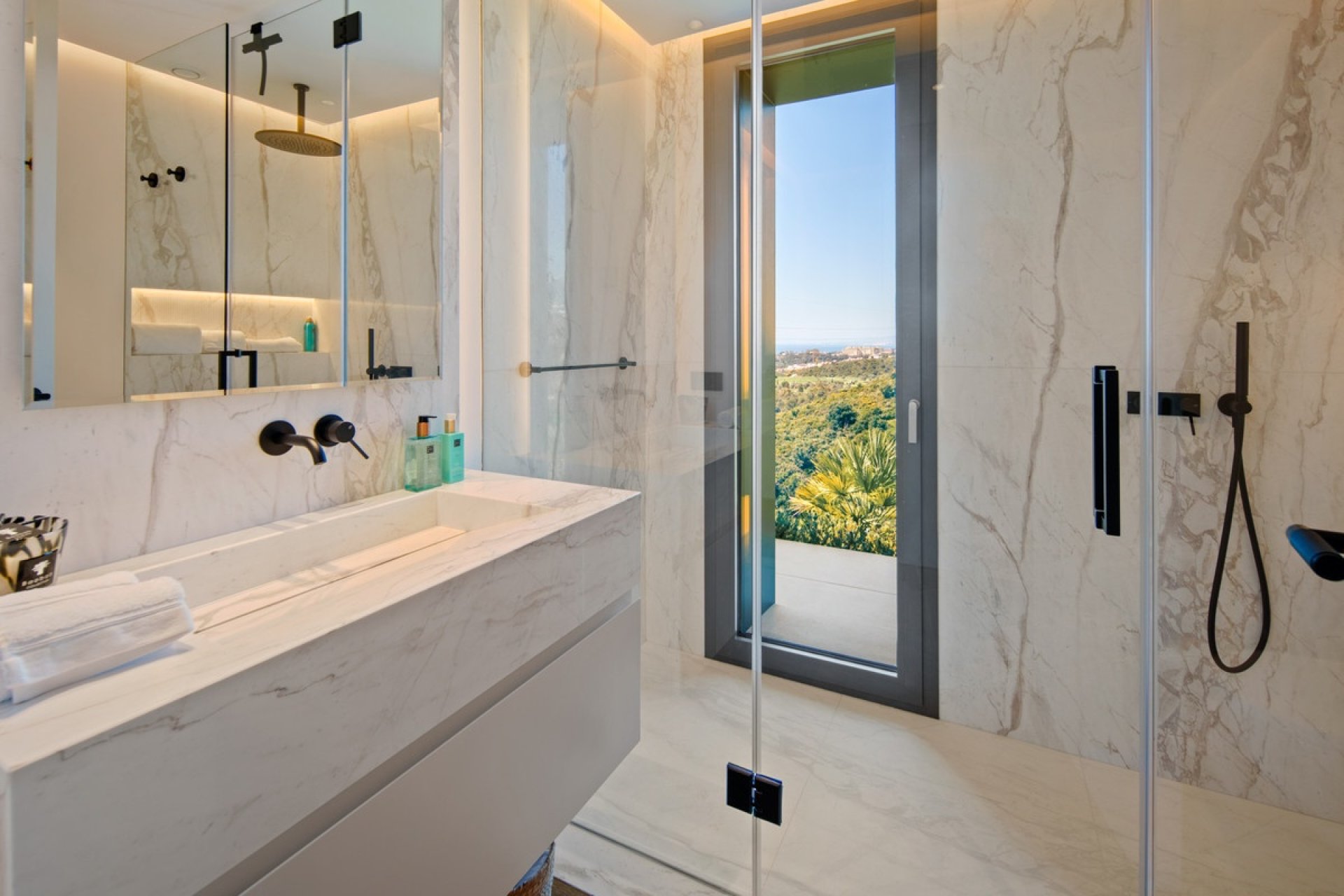 Resale - Villa - Marbella - El Rosario