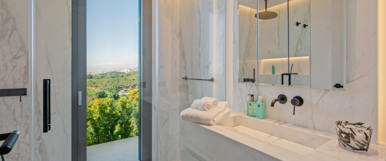 Resale - Villa - Marbella - El Rosario