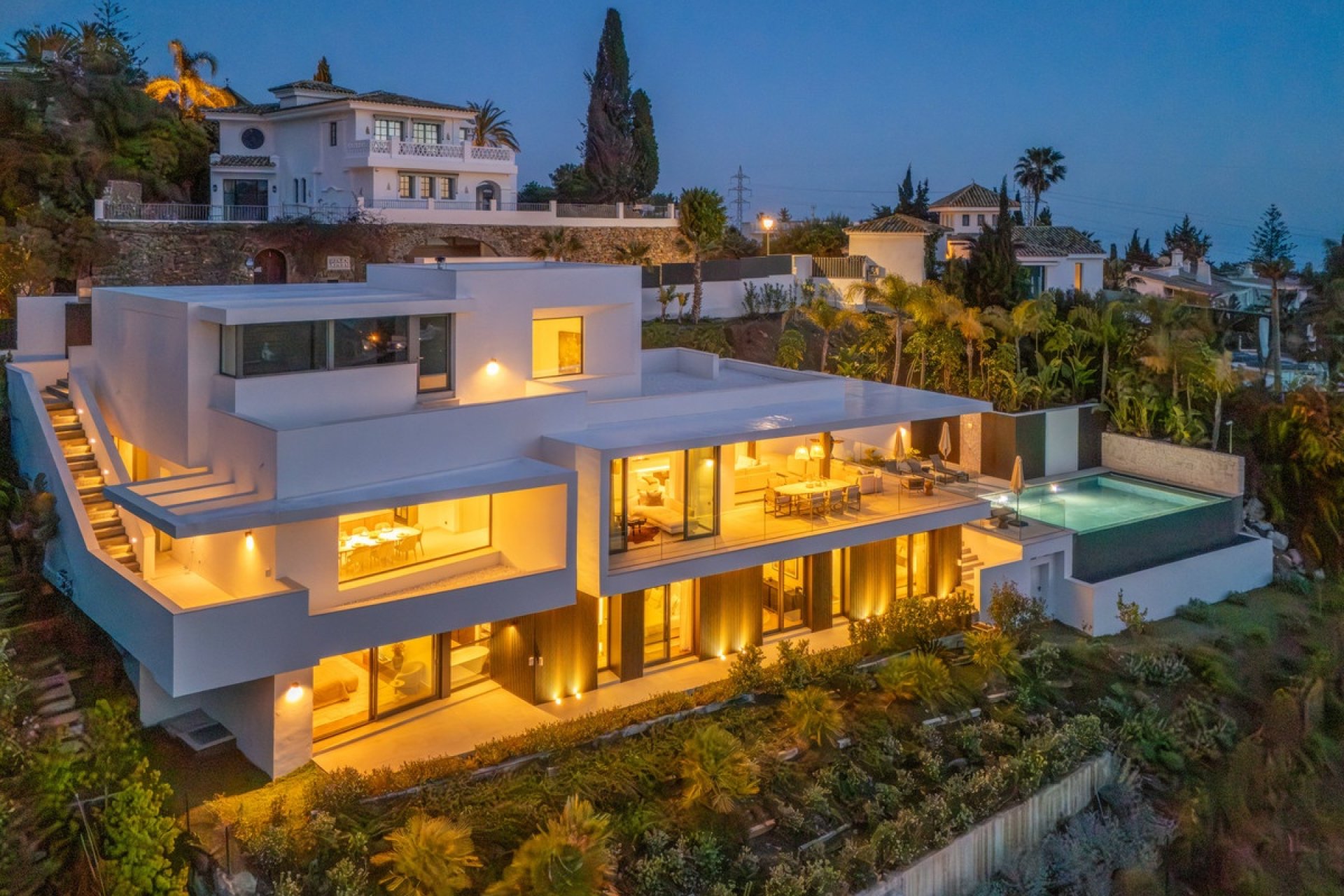 Resale - Villa - Marbella - El Rosario