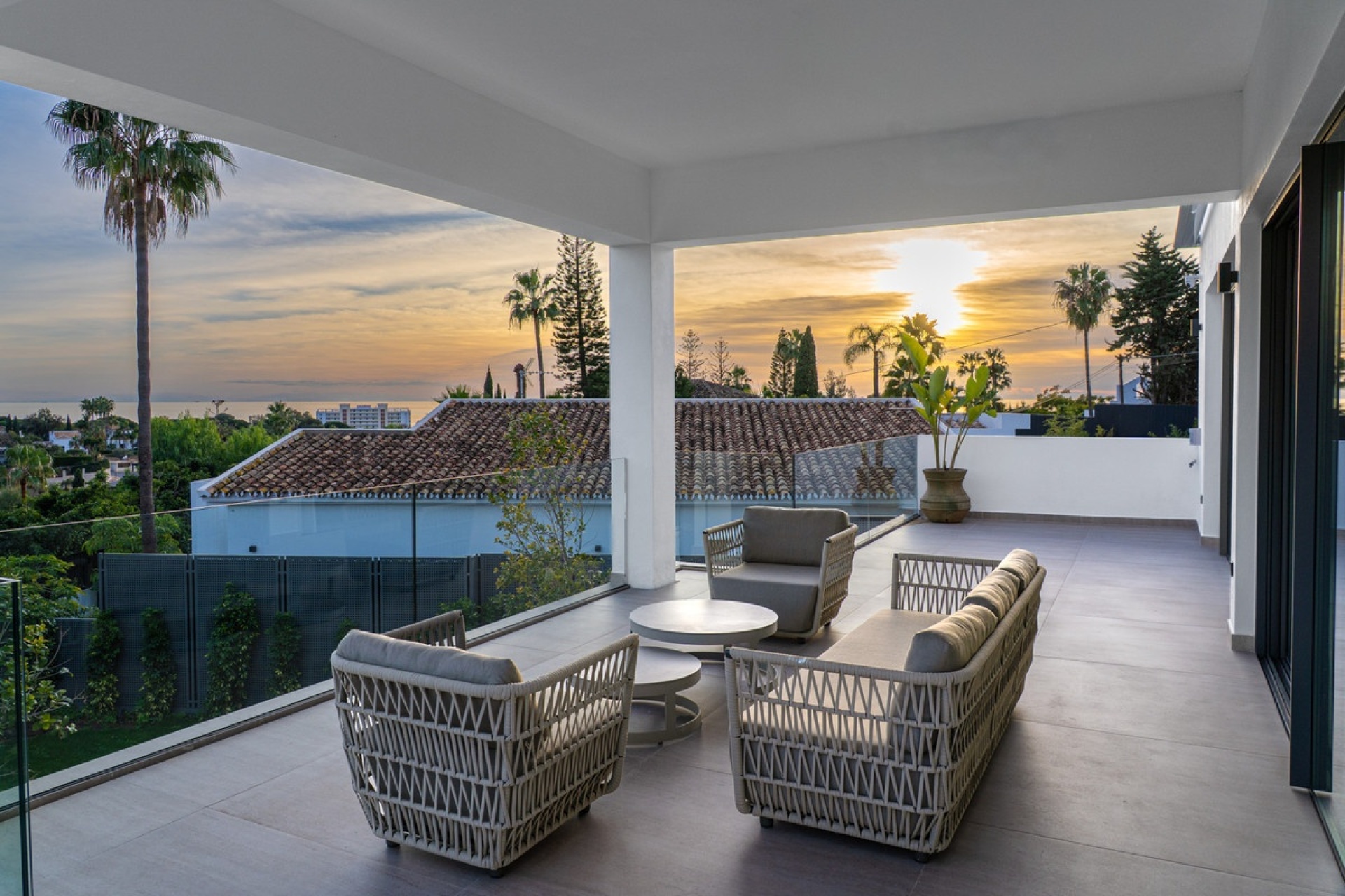 Resale - Villa - Marbella - El Rosario