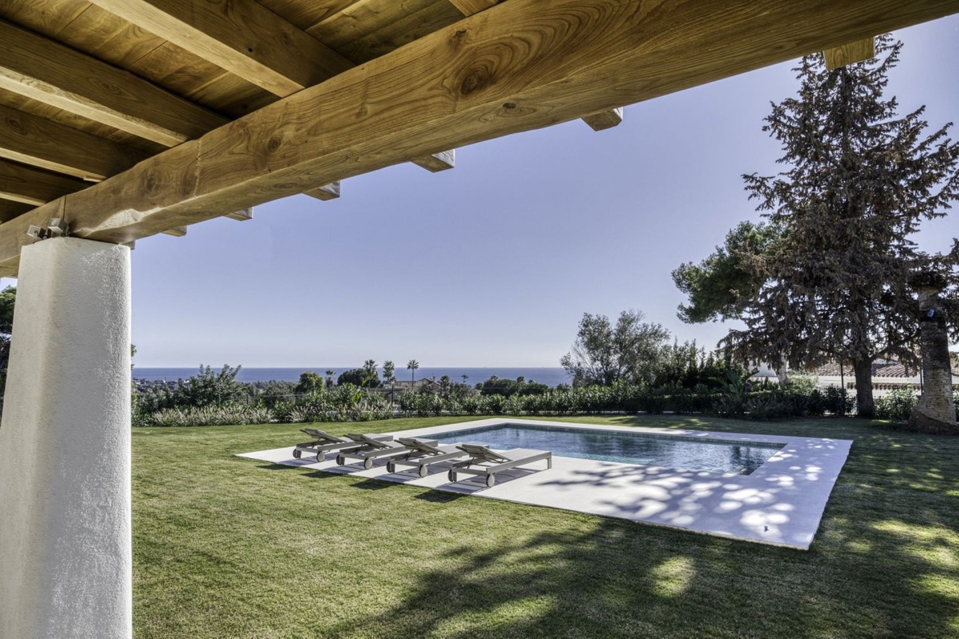 Resale - Villa - Marbella - El Rosario