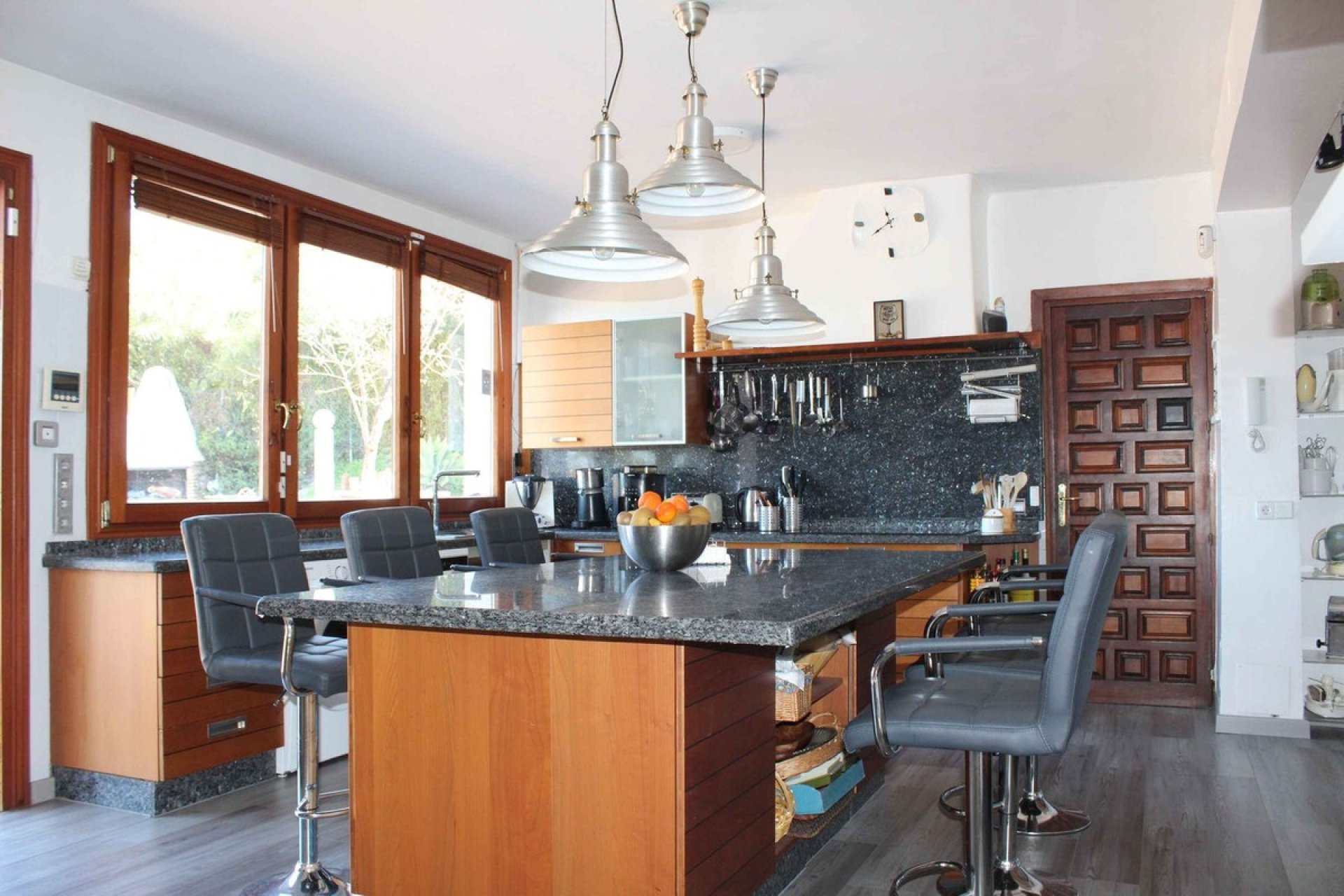 Resale - Villa - Marbella - El Rosario
