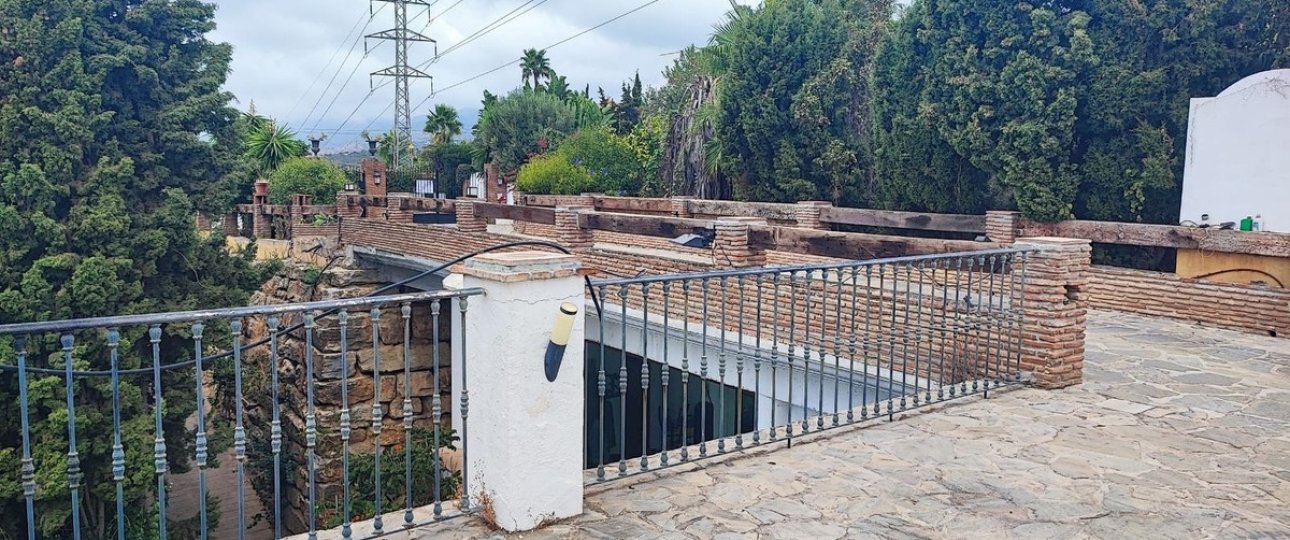 Resale - Villa - Marbella - El Rosario