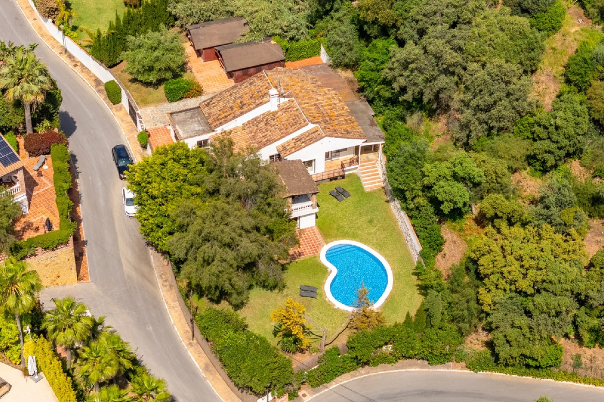 Resale - Villa - Marbella - El Rosario