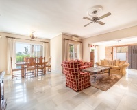 Resale - Villa - Marbella - El Rosario