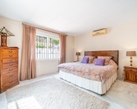 Resale - Villa - Marbella - El Rosario