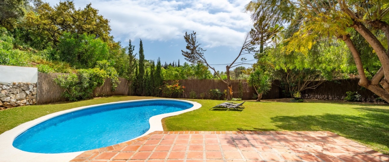 Resale - Villa - Marbella - El Rosario