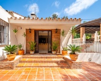 Resale - Villa - Marbella - El Rosario