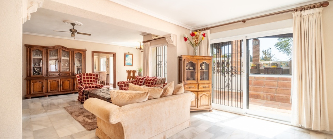 Resale - Villa - Marbella - El Rosario