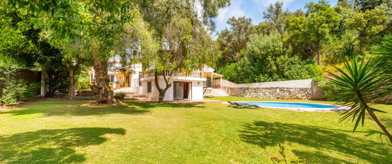 Resale - Villa - Marbella - El Rosario