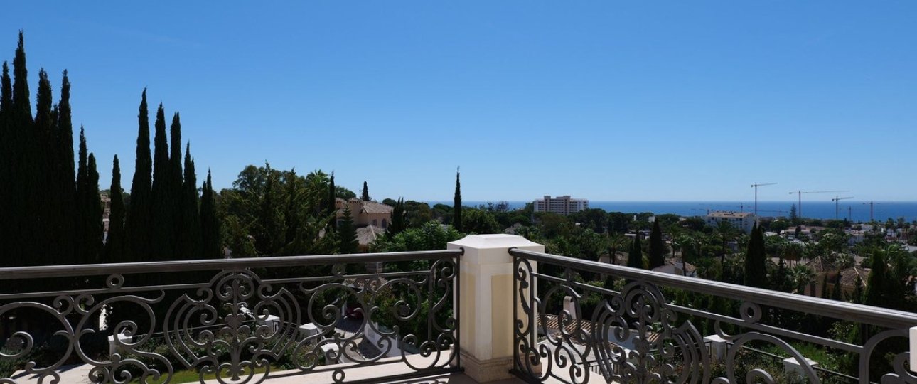 Resale - Villa - Marbella - El Rosario